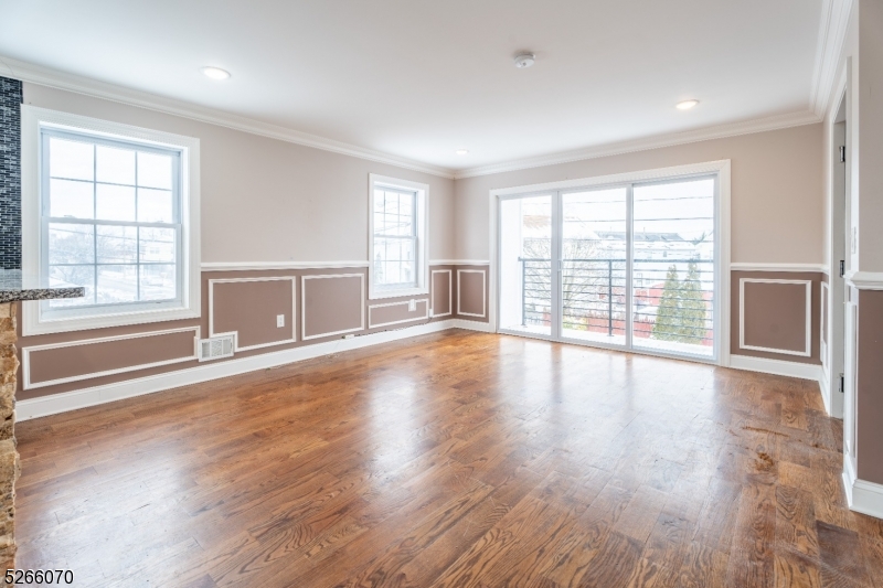 41 Jacob Street Newark NJ 07103