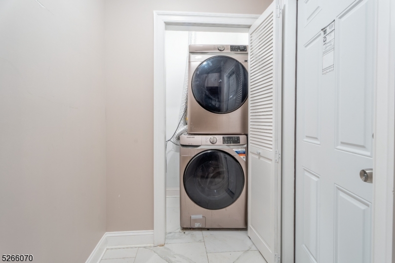 41 Jacob Street Newark NJ 07103