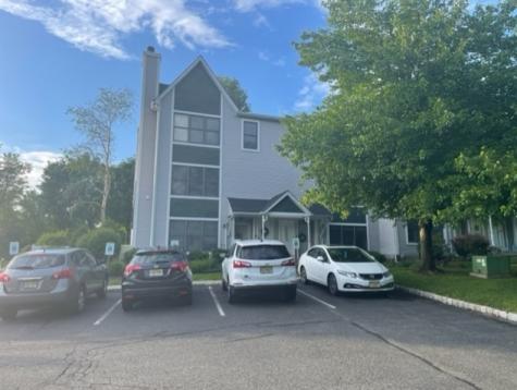102 Burlington Court Hamburg NJ 07419