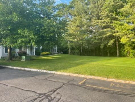 102 Burlington Court Hamburg NJ 07419