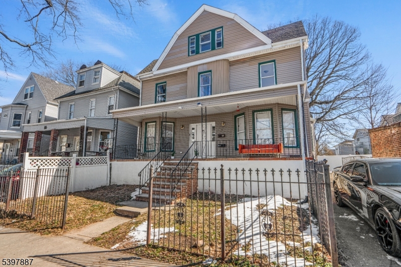 76 N 17th Street East Orange NJ 07017