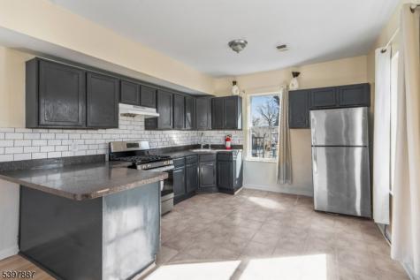 76 N 17th Street East Orange NJ 07017