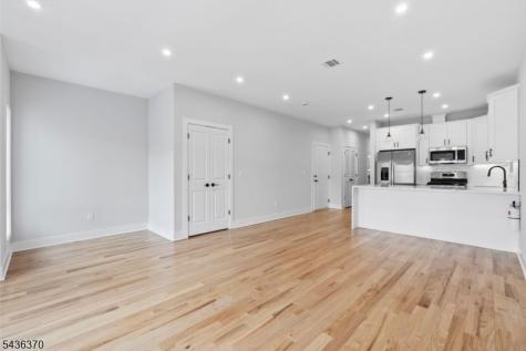 441 John Street East Newark NJ 07029