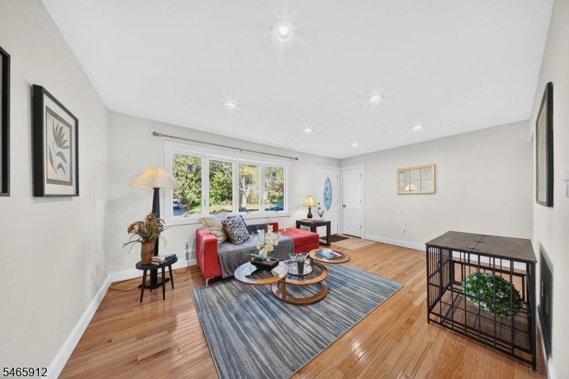 29 Windsor Drive East Brunswick NJ 08816