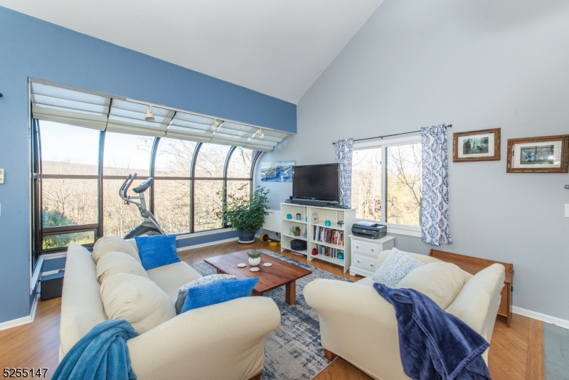 2 Falkenstein Drive Vernon NJ 07462