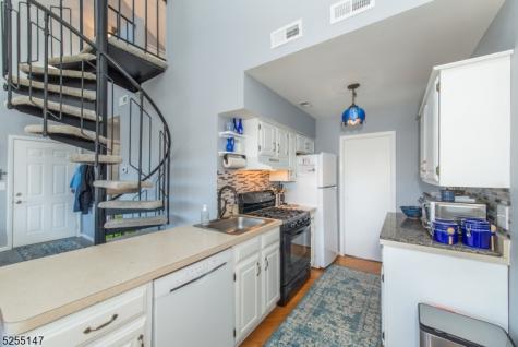 2 Falkenstein Drive Vernon NJ 07462