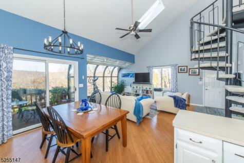 2 Falkenstein Drive Vernon NJ 07462