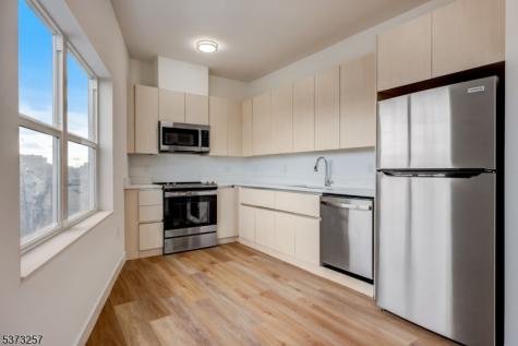 48 Chadwick Street Paterson NJ 07503
