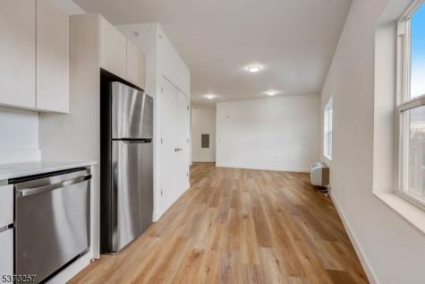 48 Chadwick Street Paterson NJ 07503
