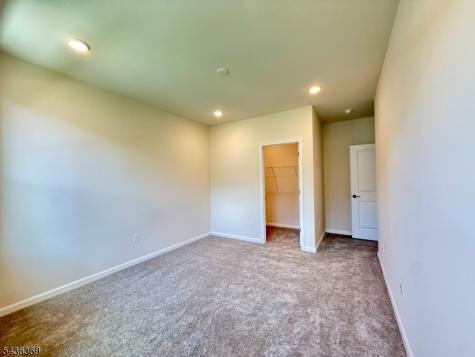 614 Sadie Circle New Brunswick NJ 08901