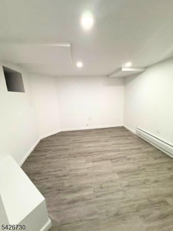 186 3RD Street Newark NJ 07107