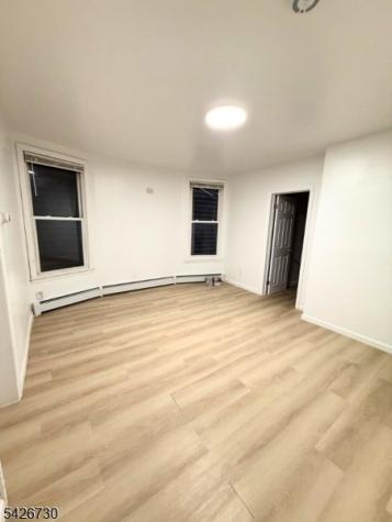 186 3RD Street Newark NJ 07107