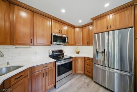 22 Beaver Brook Lane Denville NJ 07834