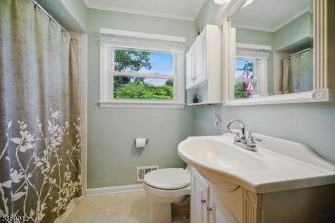 22 Beaver Brook Lane Denville NJ 07834