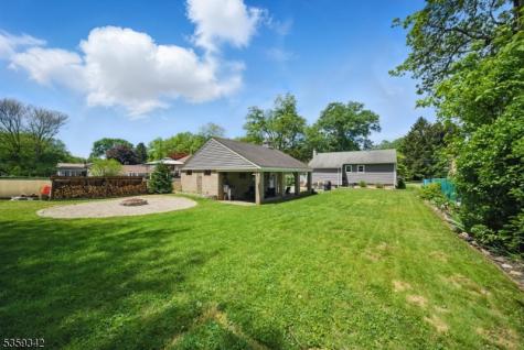 22 Beaver Brook Lane Denville NJ 07834