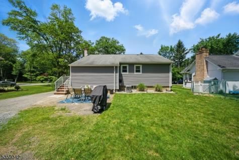 22 Beaver Brook Lane Denville NJ 07834