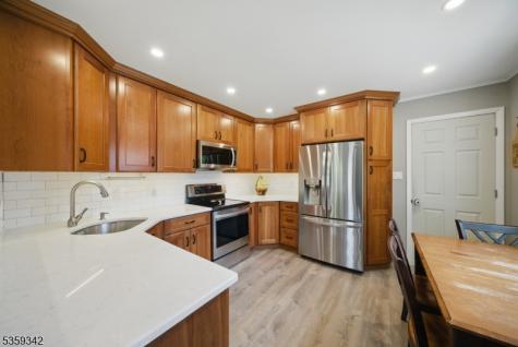 22 Beaver Brook Lane Denville NJ 07834