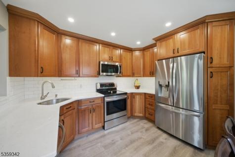 22 Beaver Brook Lane Denville NJ 07834