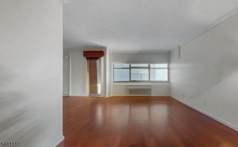 7002 Kennedy Boulevard Guttenberg NJ 07093