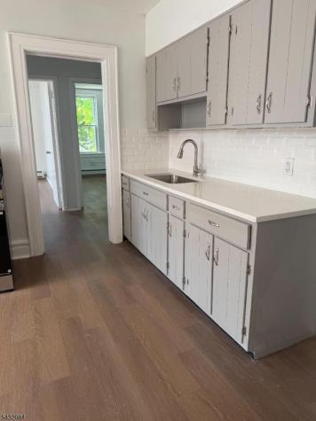12 Patten Place Newark NJ 07112