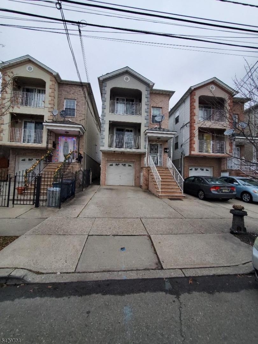 821 Anna Street Elizabeth NJ 07201