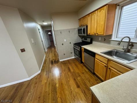 821 Anna Street Elizabeth NJ 07201