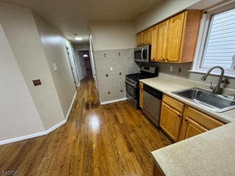 821 Anna Street Elizabeth NJ 07201