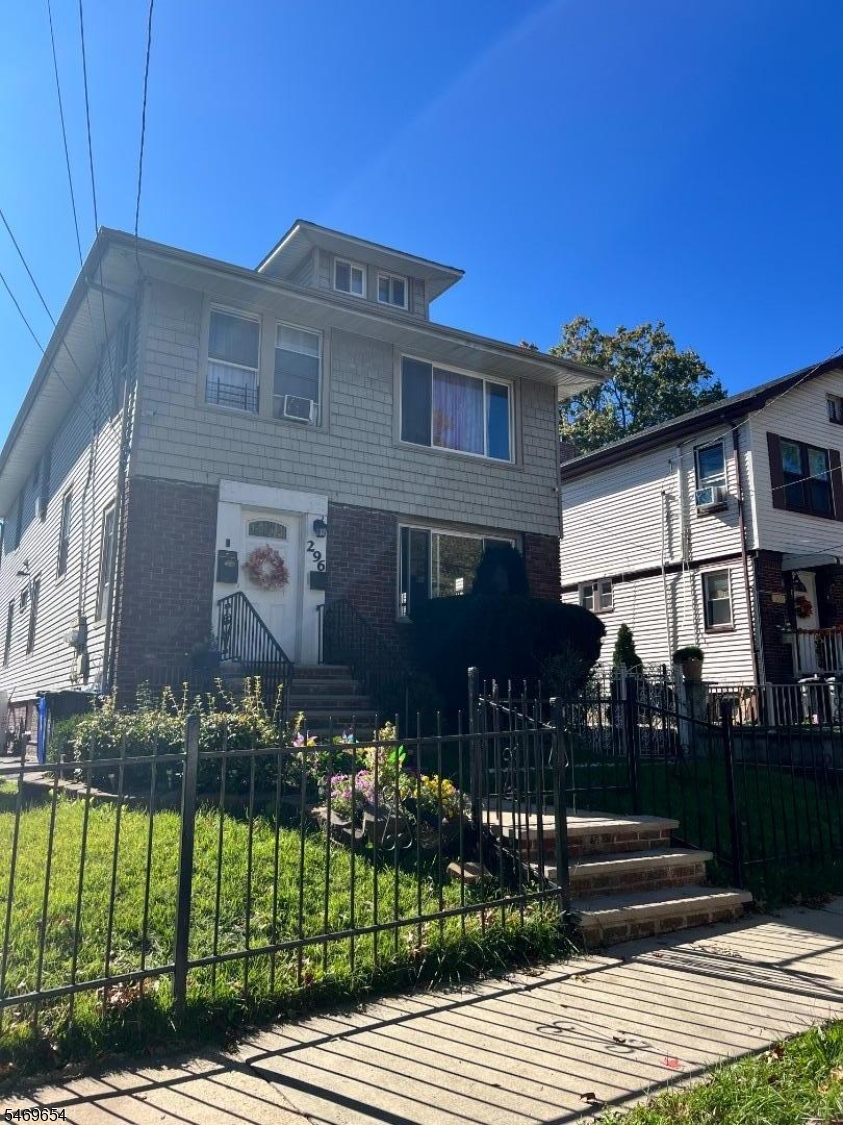 296 Weequahic Avenue Newark NJ 07112
