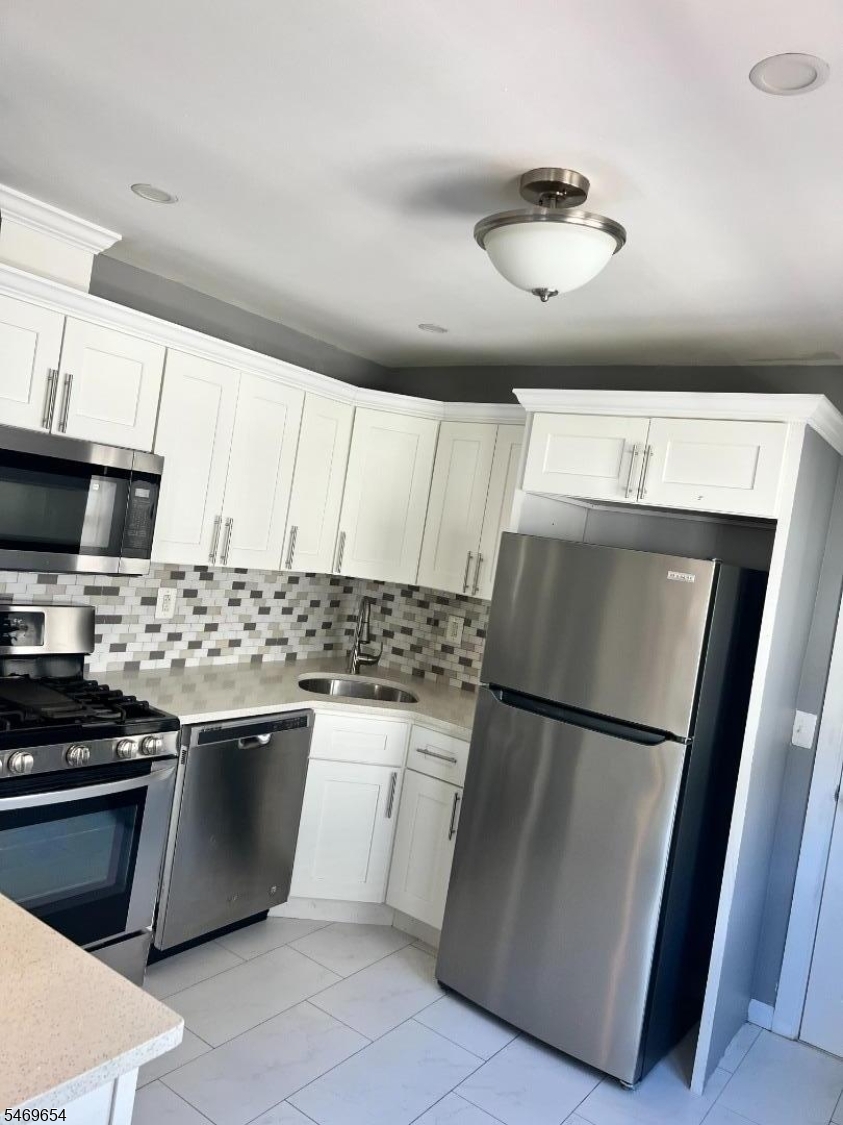 296 Weequahic Avenue Newark NJ 07112