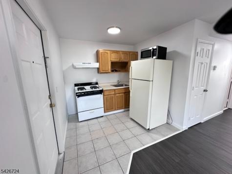 23 Highland Street Paterson NJ 07524