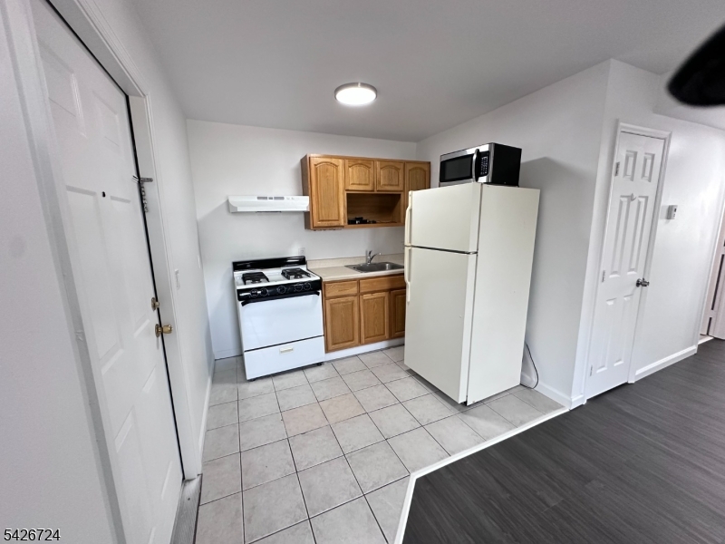 23 Highland Street Paterson NJ 07524
