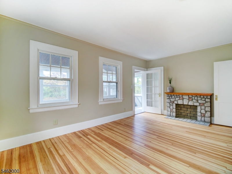 10 Warman Street Montclair NJ 07042