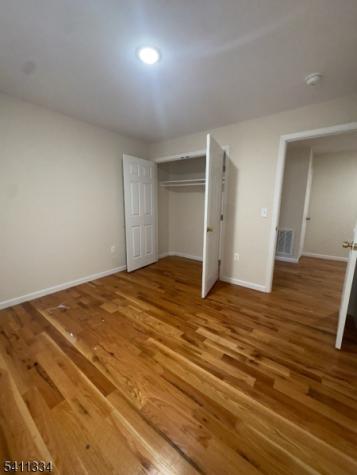 487 S 18th Street 1st Fl Newark NJ 07103