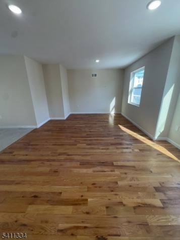 487 S 18th Street 1st Fl Newark NJ 07103