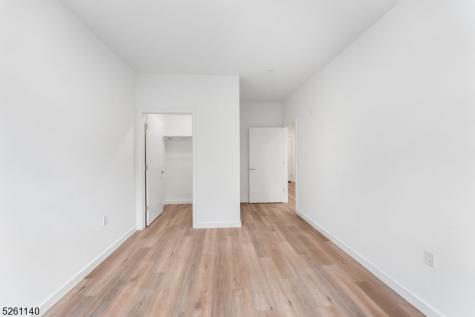 25 Freeway Drive East Orange NJ 07018