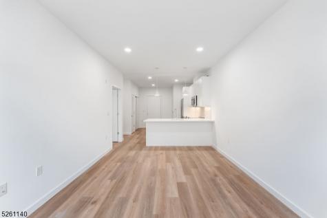 25 Freeway Drive East Orange NJ 07018