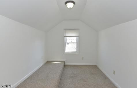 52 1ST Avenue Raritan NJ 08869