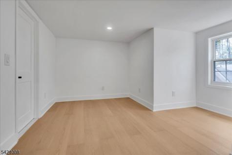 21 Cross Street Montclair NJ 07042