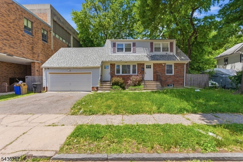 55 Morris Street East Orange NJ 07017