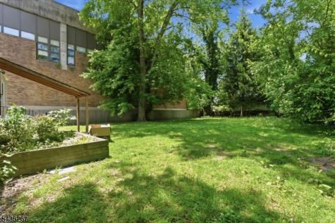 55 Morris Street East Orange NJ 07017