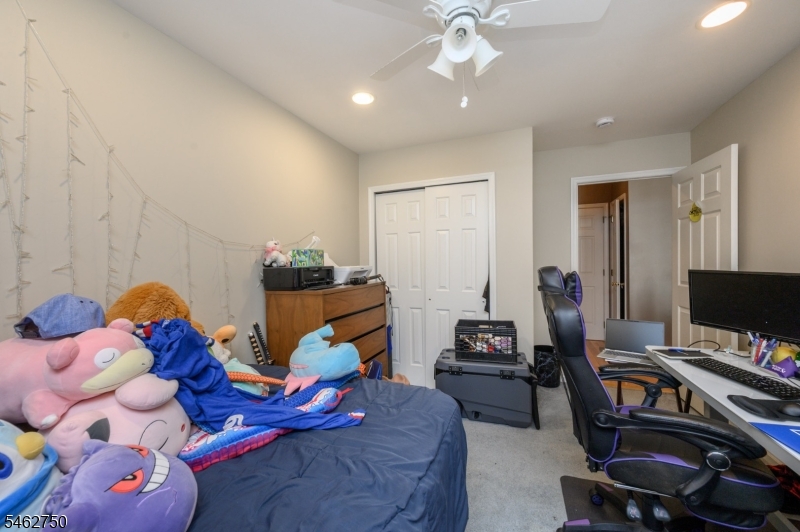 60 Waugh Court Bridgewater NJ 08807