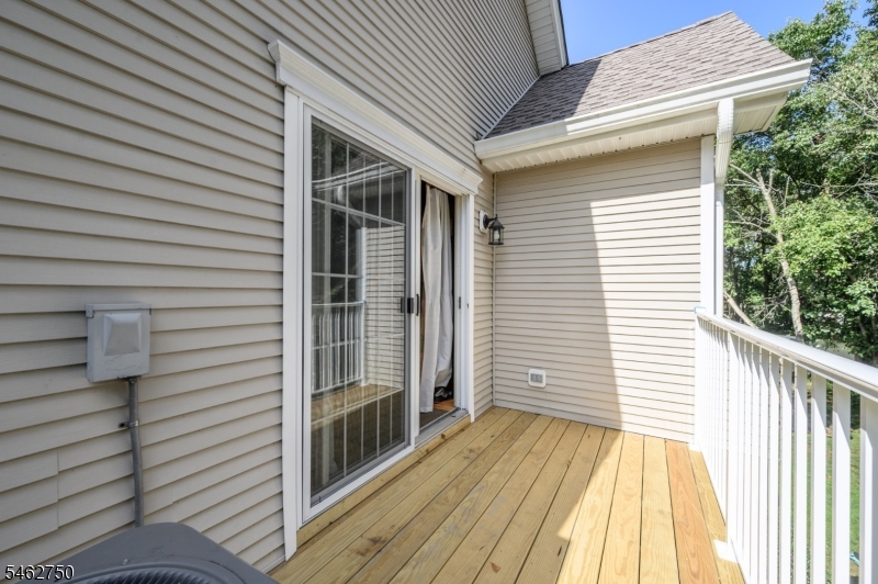 60 Waugh Court Bridgewater NJ 08807