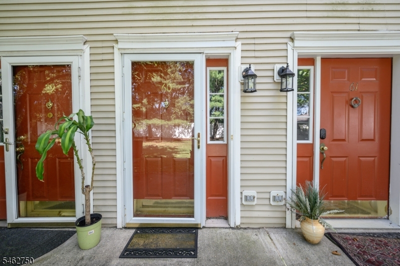 60 Waugh Court Bridgewater NJ 08807