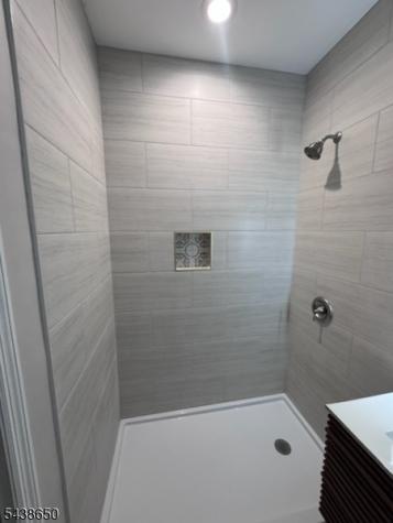 64 Llewellyn Avenue Bloomfield NJ 07003