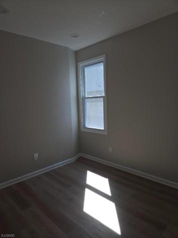 64 Llewellyn Avenue Bloomfield NJ 07003