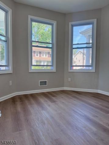 64 Llewellyn Avenue Bloomfield NJ 07003