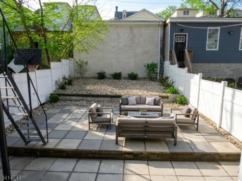 316 Summer Avenue Newark NJ 07104