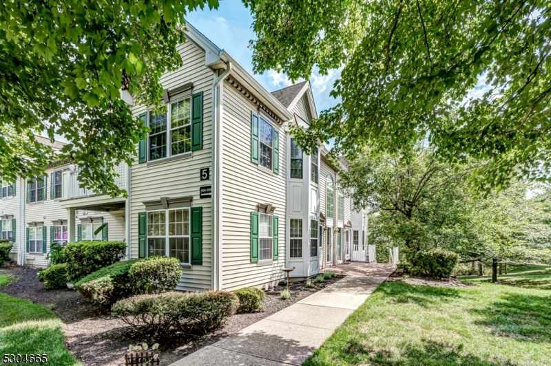 504 Azalea Terrace Branchburg NJ 08876