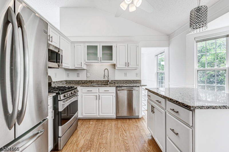 504 Azalea Terrace Branchburg NJ 08876