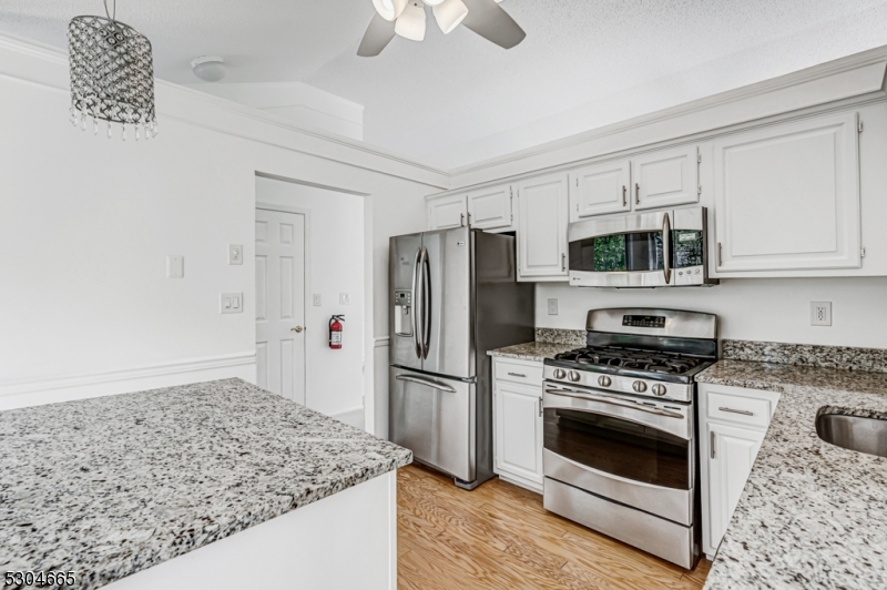 504 Azalea Terrace Branchburg NJ 08876